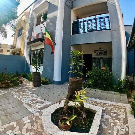 Ker Adja Apartment Ziguinchor Ngoại thất bức ảnh