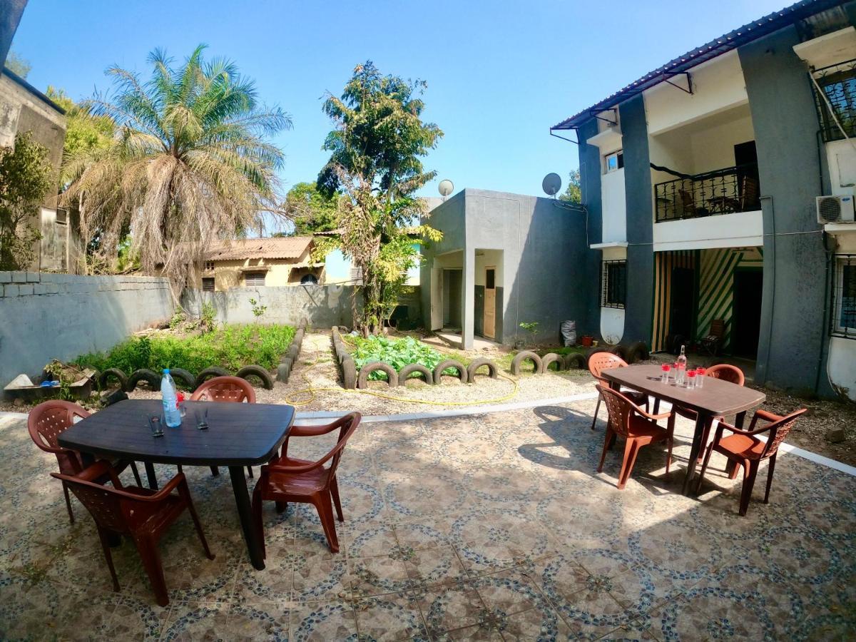Ker Adja Apartment Ziguinchor Ngoại thất bức ảnh
