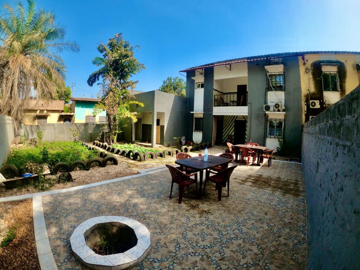 Ker Adja Apartment Ziguinchor Ngoại thất bức ảnh